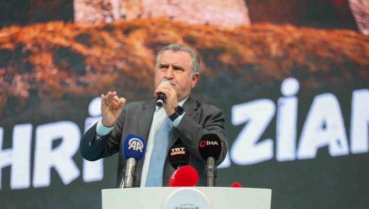 2. Gazi Oyunları Bakan Bak ve Bilal Erdoğan’ın katılımıyla başladı