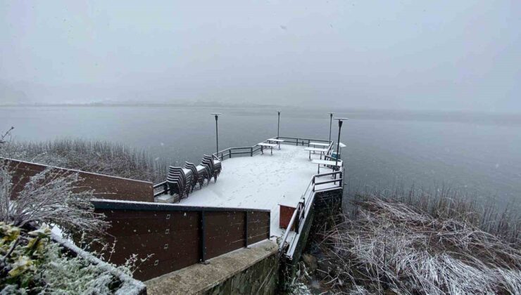 Abant Gölü Milli Parkı’nda kış güzelliği