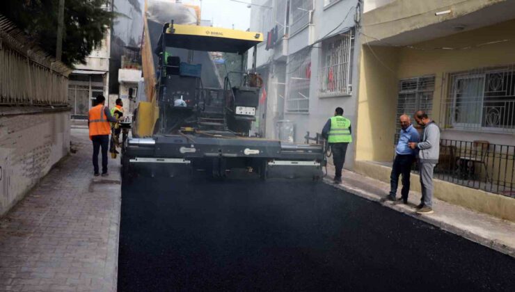 Akdeniz’de asfalt çalışmaları sürüyor