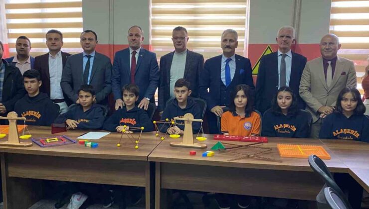 Alaşehir’de Matematik Atölyesi açıldı