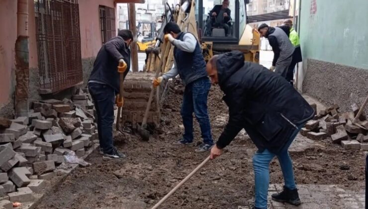 Bağlar ilçesinde yol iyileştirme çalışmaları devam ediyor