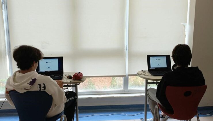 Bahçeşehir Koleji öğretmenlerine SAT sınavı eğitimi