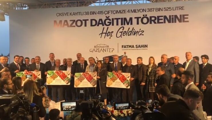 Bakan Şimşek, Gaziantep’te çiftçilere mazot ve sertifikalı tohum dağıttı