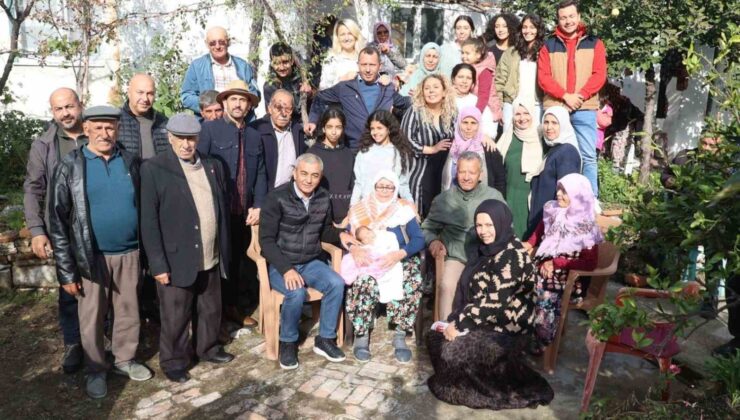 Başkan Kaplan’dan cumhuriyetle yaşıt Fatma nineye vefa