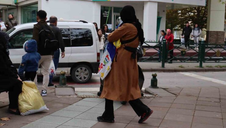 Birçok sürücü yaya geçidinde kurallara uymuyor