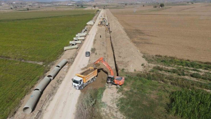 Çine’de sulama boruları yer altına indi