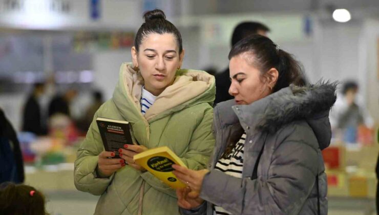 Çorum’da açılan kitap fuarına yoğun ilgi