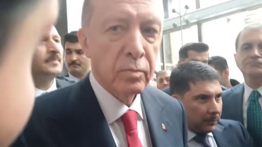 Cumhurbaşkanı Erdoğan, partisinin grup toplantısı çıkışı soruları cevapladı