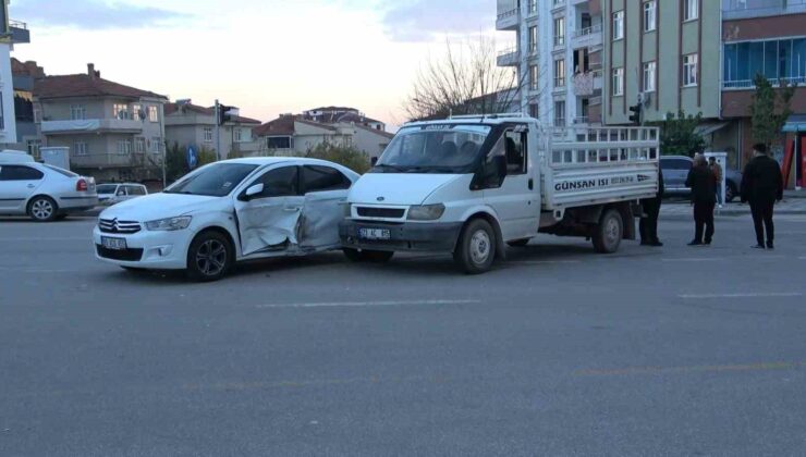 Elazığ’da trafik kazası: 4 yaralı