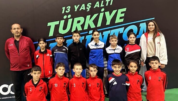 Erzincanlı badmintoncular iki şampiyonluk birde ikincilik aldı