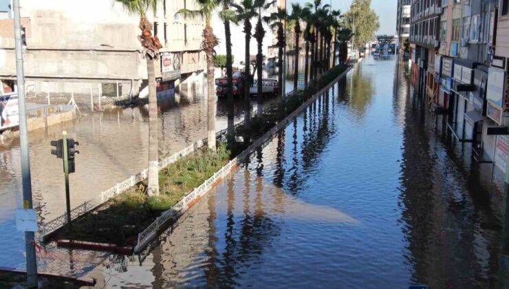 Fırtınanın etkisini yitirdiği İskenderun, Venedik’e döndü