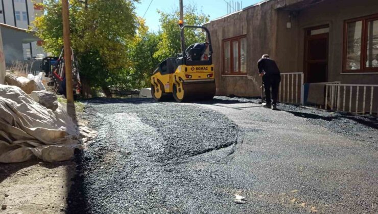 Hakkari Belediyesinden yama asfalt çalışması