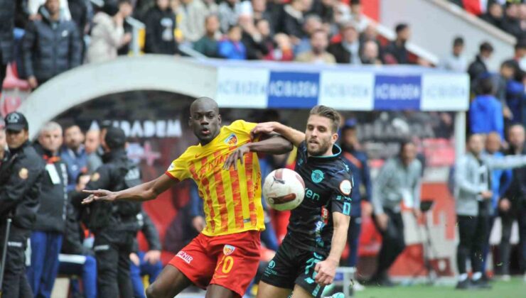 Kayserispor ile Adana Demirspor yine yenişemedi