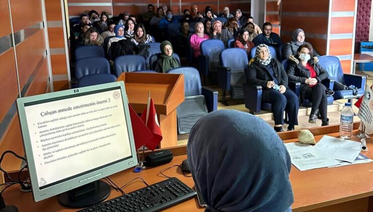 Kütahya Evliya Çelebi Hastanesinde Emzirme Danışmanlığı eğitimi