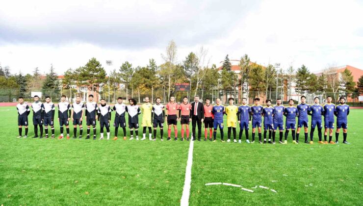 Öğrenci Futbol Turnuvası başladı