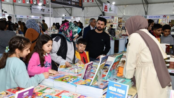 Osmaniye 7’nci Kitap Fuarı, kapılarını ziyaretçilerine açtı