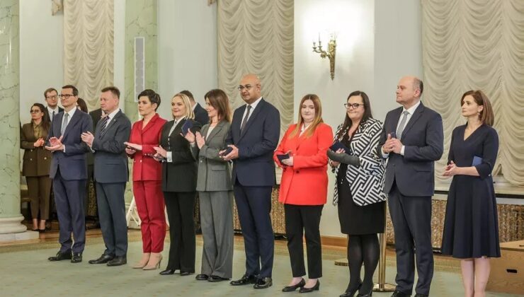 Polonya’da Başbakan Morawiecki liderliğindeki yeni hükümet göreve başladı