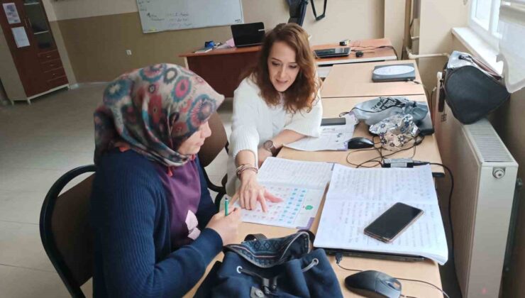 Sarıgöl’de okuma yazma bilmeyen kalmayana kadar kurs açılacak