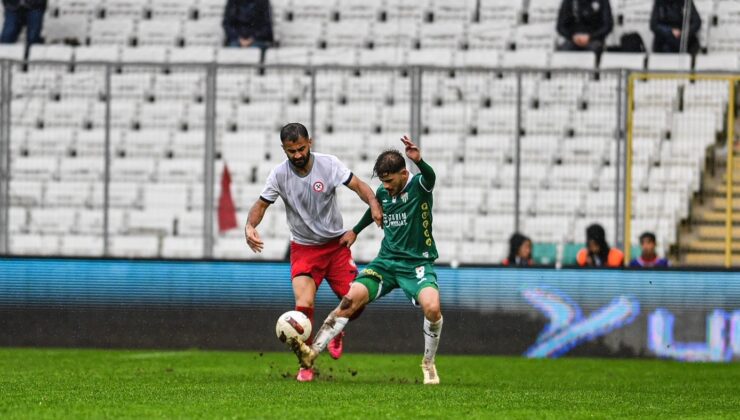TFF 2. Lig: Bursaspor: 3 – Zonguldak Kömürspor: 3