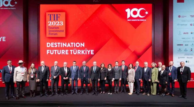 Turizm Yatırım Forumu’nda Türkiye’nin dünya turizminde zirve iddiası öne çıktı