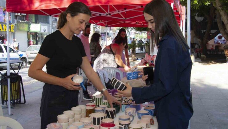 Üretici kadınlar Mersin’de stant açtı