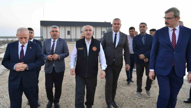 Vali Köşger, Karataş Tarıma Dayalı Sera ve Su Ürünleri OSB’lerinde incelemelerde bulundu