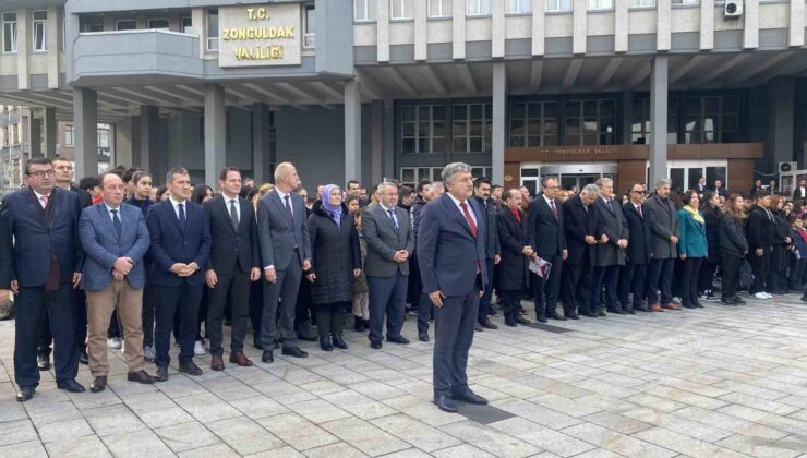 Zonguldak’ta Öğretmenler Günü kutlandı