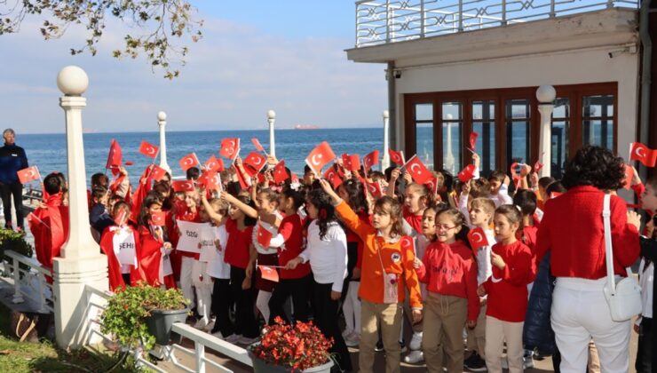 Yürüyen Köşk Doldu Taştı