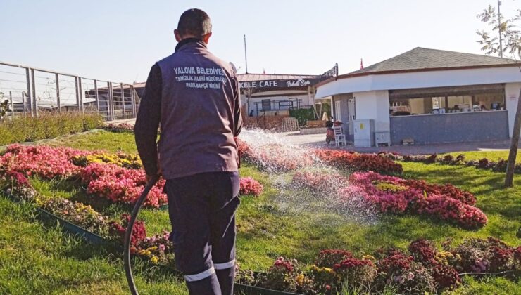 Park Ve Bahçelerimize Sonbahar Bakımı