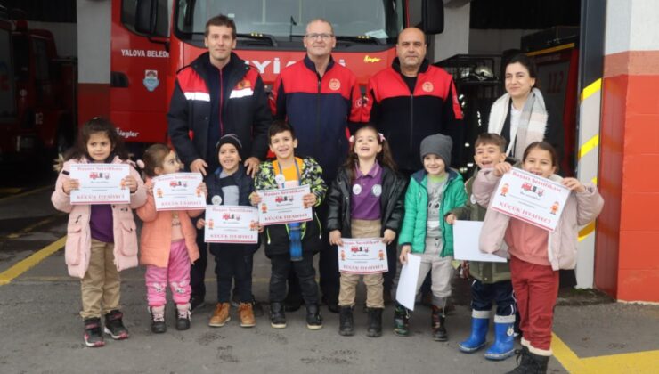 İtfaiye Müdürlüğü Minik İtfaiyecileri Ağırladı